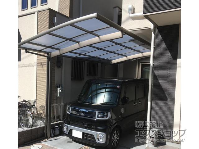 大阪府大東市ののカーポート ネスカR (ラウンドスタイル) 積雪〜20cm対応 施工例