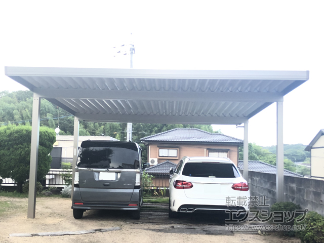 山口県宇部市のLIXIL リクシル（トステム）のカーポート テリオスポートIII 900 2台用 角柱4本柱 積雪〜30cm対応 施工例