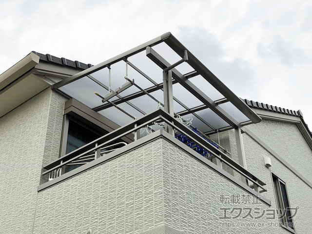 愛知県名古屋市のLIXIL リクシル（トステム）のバルコニー・ベランダ屋根 パワーアルファ F型 屋根タイプ 単体 積雪〜30cm対応 施工例