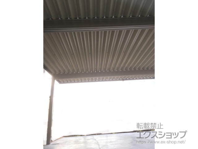 山口県山口市のLIXIL リクシル（トステム）のカーポート テリオスポートIII 1500 2台用 角柱4本柱 積雪〜50cm対応 施工例