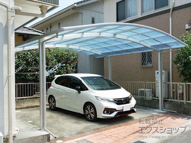 岐阜県岐阜市ののカーポート レイナツインポートグラン　積雪〜20cm対応 施工例