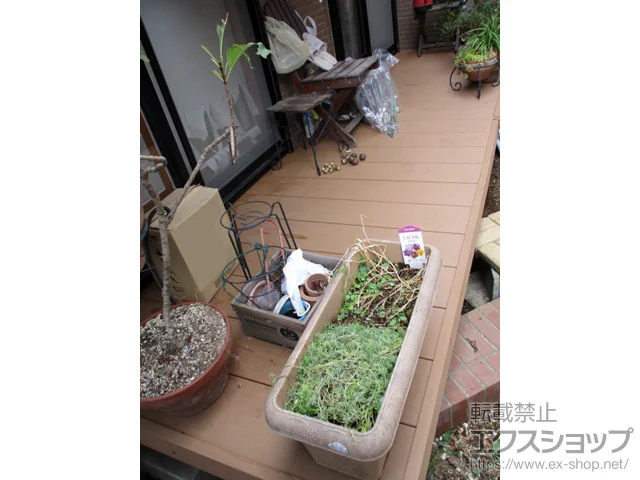 ��ʌ�����s��YKKAP�̃E�b�h�f�b�L ���E�b�h�f�b�L 200 �{�H��