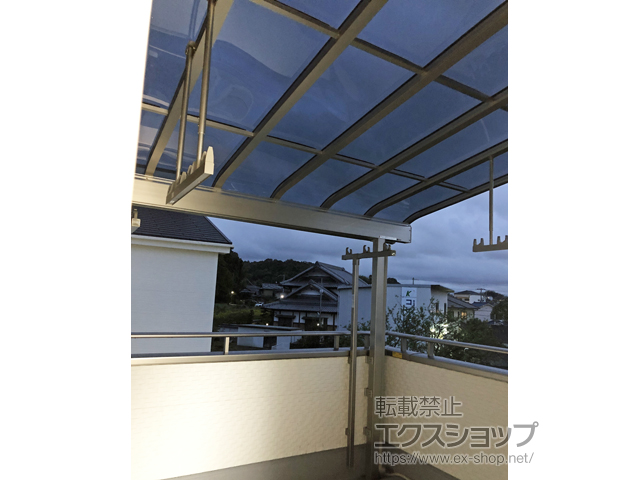 大阪府貝塚市ののバルコニー・ベランダ屋根 ソラリア R型 1500 屋根タイプ 単体 積雪〜50cm対応 施工例