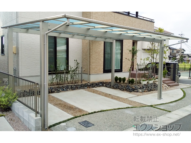 三重県松阪市ののカーポート エフルージュ ツイン 積雪〜20cm対応 施工例
