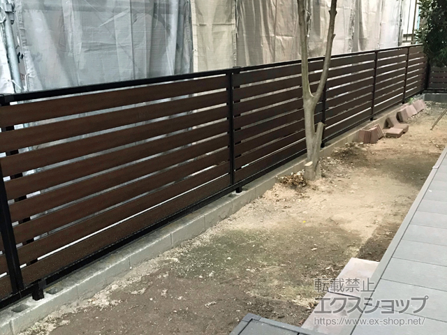 愛知県知多市ののフェンス・柵 モクアルフェンス 横板タイプ 自由柱施工 施工例