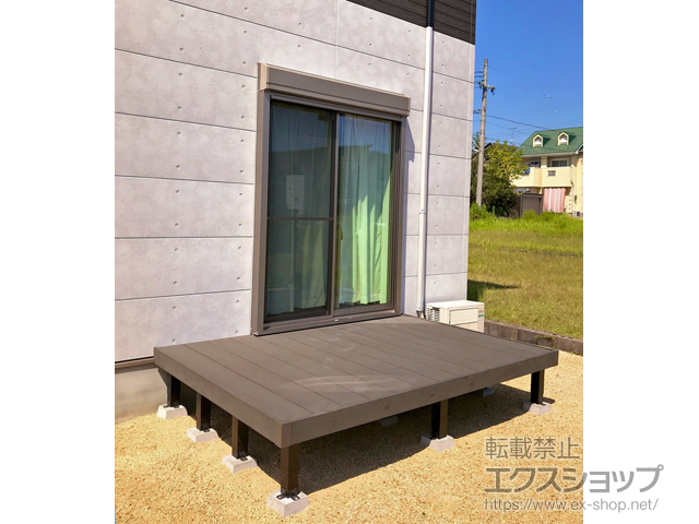 滋賀県蒲生郡竜王町ののウッドデッキ リウッドデッキ 200 施工例