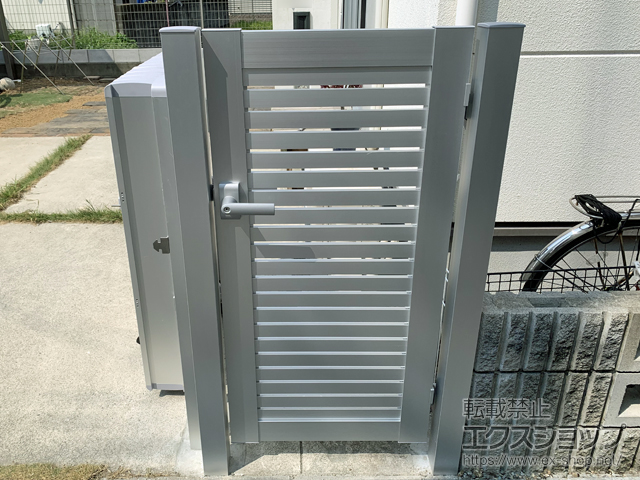 兵庫県姫路市のの門扉 シンプレオ門扉3型 横太格子 片開き 門柱使用 施工例