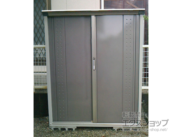 佐賀県三養基郡基山町のの物置・屋外倉庫 グランプレステージジャンプ 1304×530×1600（GP-135B-T） GP-135B-T-B 施工例