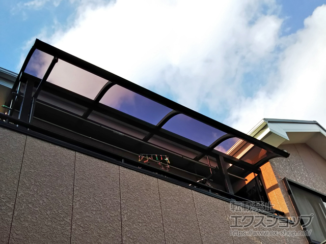 千葉県千葉市ののバルコニー・ベランダ屋根 ソラリア R型 屋根タイプ 単体 積雪〜20cm対応 施工例