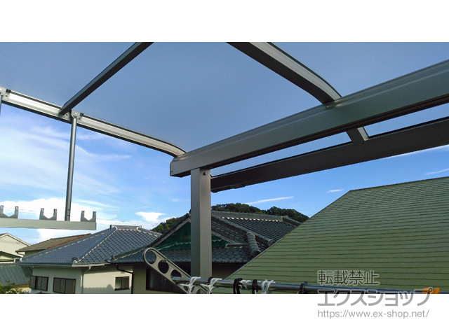 兵庫県神戸市ののバルコニー・ベランダ屋根 ソラリア R型 屋根タイプ 単体 積雪〜20cm対応 施工例