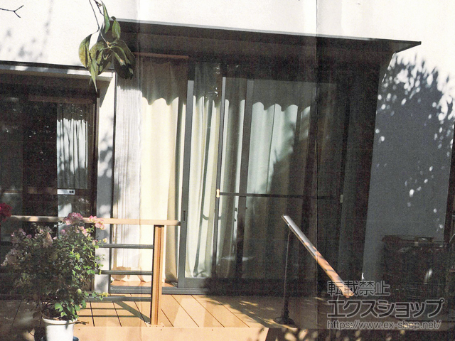 東京都世田谷区ののバルコニー・ベランダ屋根 スピーネ F型 ルーフタイプ 単体 積雪〜20cm対応 施工例