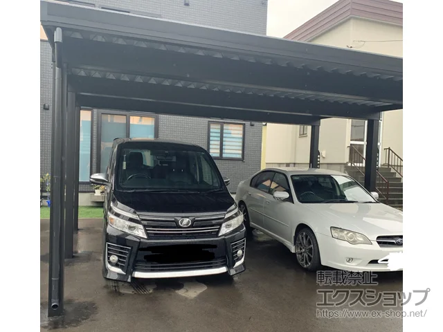 北海道札幌市のLIXIL リクシル（トステム）のカーポート テリオスポートIII 4500 2台用 角柱6本柱 積雪～150cm対応 施工例