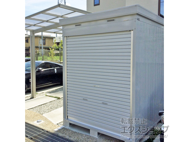 大阪府四條畷市のの倉庫・ガレージ バイク保管庫 一般型 床付タイプ 1790×3050×2375 ハイルーフ FXN-1730HY 施工例