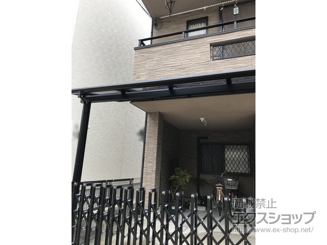 大阪府大阪市のLIXIL リクシル（トステム）のテラス屋根 パワーアルファ F型 テラスタイプ 単体 積雪〜30cm対応 施工例
