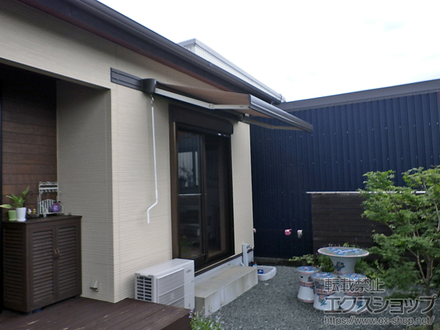 福岡県柳川市のLIXIL リクシル（トステム）のオーニング・日よけ 彩風 あやかぜ S型 手動式 施工例