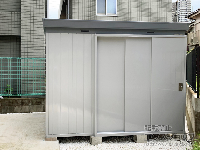 埼玉県さいたま市のの物置・屋外倉庫 断熱物置 ネクスタプラス 扉タイプ 一般型 2630×2210×2075（NXP-60ST） NXP-60ST-MG 施工例