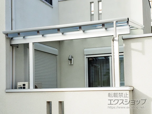 兵庫県明石市のYKKAPのテラス屋根 ソラリア F型 ビッグサイズ 単体 積雪～20cm対応 施工例