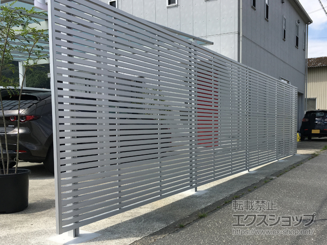 兵庫県宍粟市ののフェンス・柵 ベルサード 3型 横格子タイプ フリー支柱タイプ 施工例