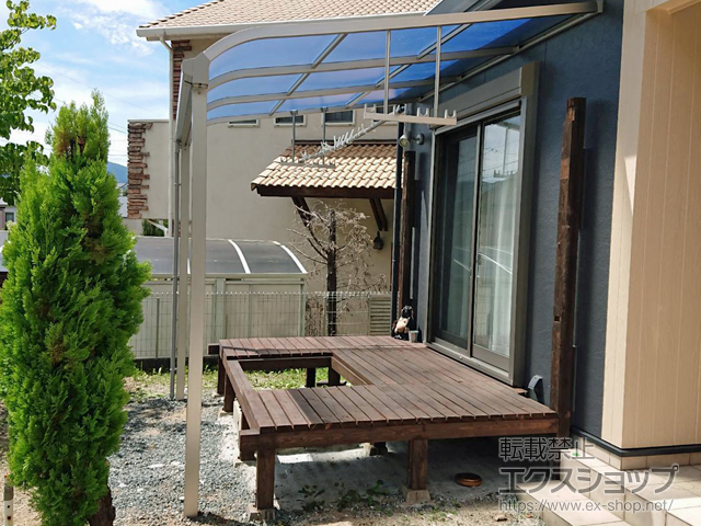 熊本県熊本市ののテラス屋根 ソラリア R型 テラスタイプ 単体 積雪〜20cm対応 施工例