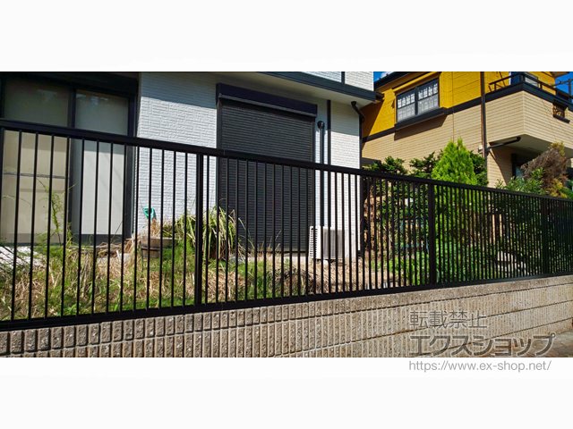 千葉県市川市ののフェンス・柵 プレスタフェンス 2型 細たて桟 フリーポールタイプ 施工例