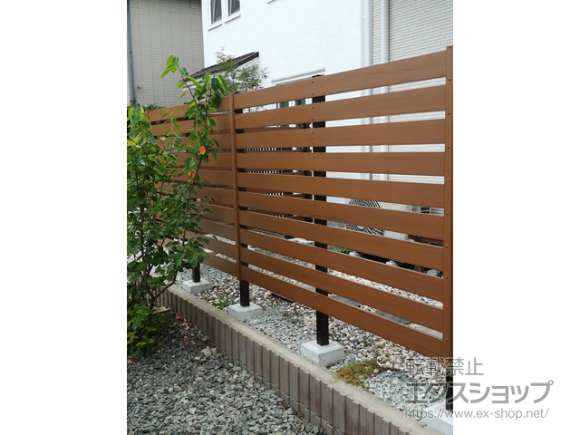 岩手県盛岡市ののフェンス・柵 マイティウッド ベーシック 横貼り9段 隙間30mm 施工例