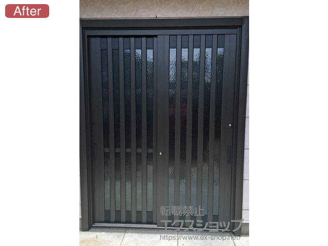 香川県東かがわ市のLIXIL リクシル（トステム）の玄関ドア リシェント玄関引戸 SG仕様 2枚建戸 ランマ無 55型(縦通し) 施工例