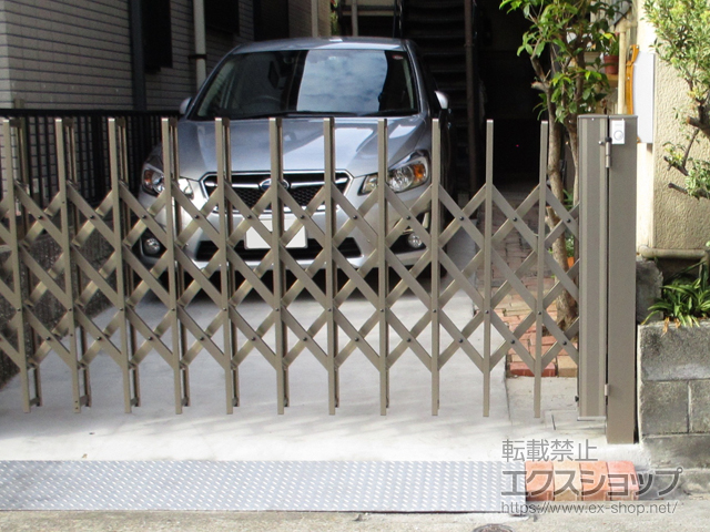 愛知県名古屋市ののカーゲート トリップゲート NC型 ノンキャスター 片開き 28S 施工例