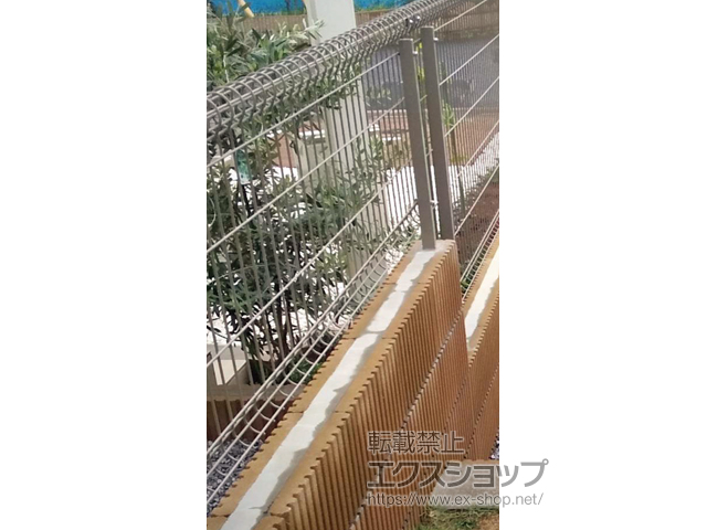 栃木県さくら市ののフェンス・柵 ハイグリッドフェンス11型 フリーポールタイプ 施工例
