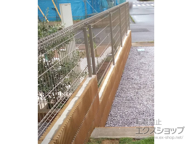 栃木県さくら市ののフェンス・柵 ハイグリッドフェンス11型 フリーポールタイプ 施工例