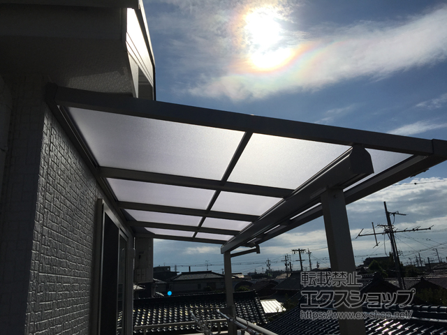 愛知県春日井市ののバルコニー・ベランダ屋根 ソラリア F型 屋根タイプ 単体 積雪〜20cm対応 施工例