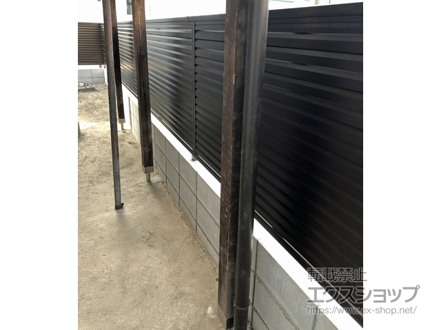 大阪府大阪市ののフェンス・柵 ミエーネフェンス 目隠しルーバータイプ　自由柱施工 施工例