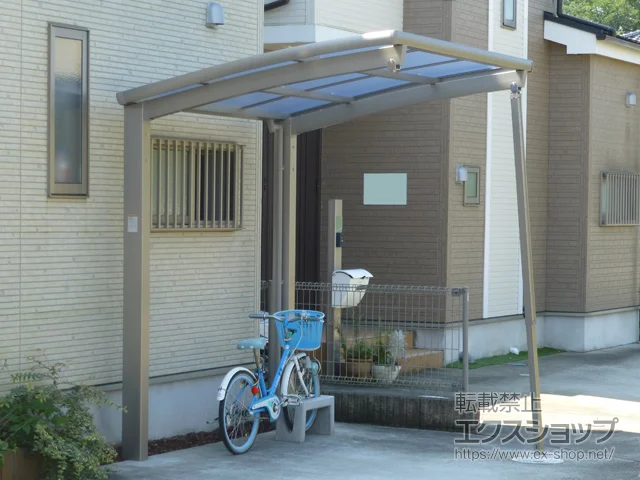 宮城県名取市のLIXIL(リクシル)のサイクルポート・自転車置き場 ネスカRミニ (ラウンドスタイル) 積雪～20cm対応 施工例