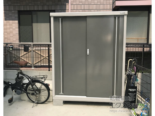 兵庫県伊丹市のの物置・屋外倉庫 シンプリー 一般型 1320×515×1603（MJX-135D-P） MJX-135D-P-PG 施工例