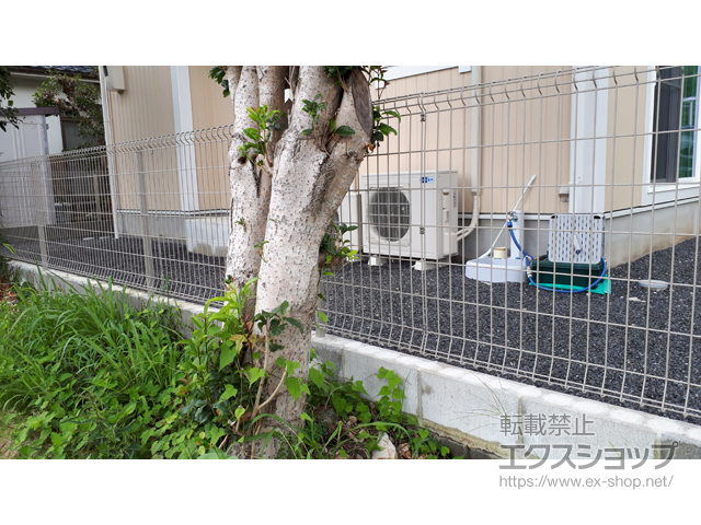 熊本県葦北郡津奈木町ののフェンス・柵 イーネットフェンス2F型 自由柱施工 施工例