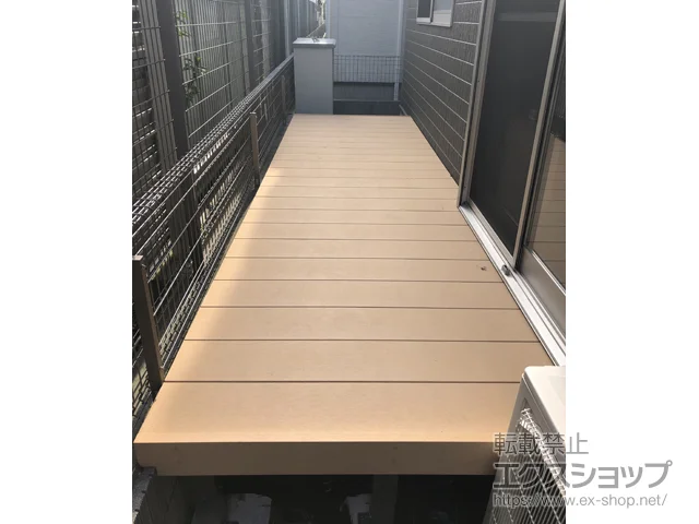 ��ʌ�����s��YKKAP�̃E�b�h�f�b�L ���E�b�h�f�b�L 200 �{�H��