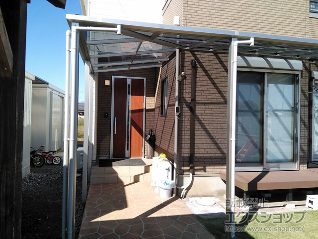 群馬県太田市ののテラス屋根 ソラリア F型 テラスタイプ 単体 積雪〜20cm対応 施工例