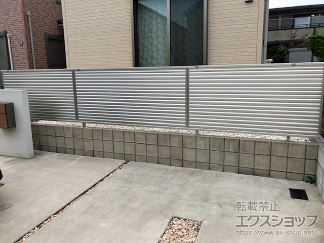 千葉県君津市ののフェンス・柵 ミエーネフェンス 目隠しルーバータイプ 自由柱施工 施工例