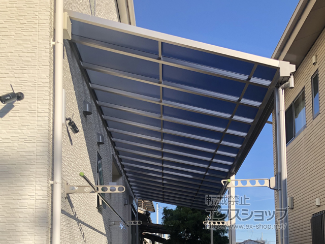 兵庫県姫路市ののテラス屋根 ソラリア F型 テラスタイプ 単体 積雪〜20cm対応※前面台形 施工例