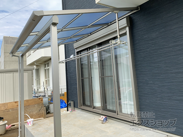 千葉県柏市ののテラス屋根 ソラリア F型 テラスタイプ 単体 積雪〜20cm対応 施工例