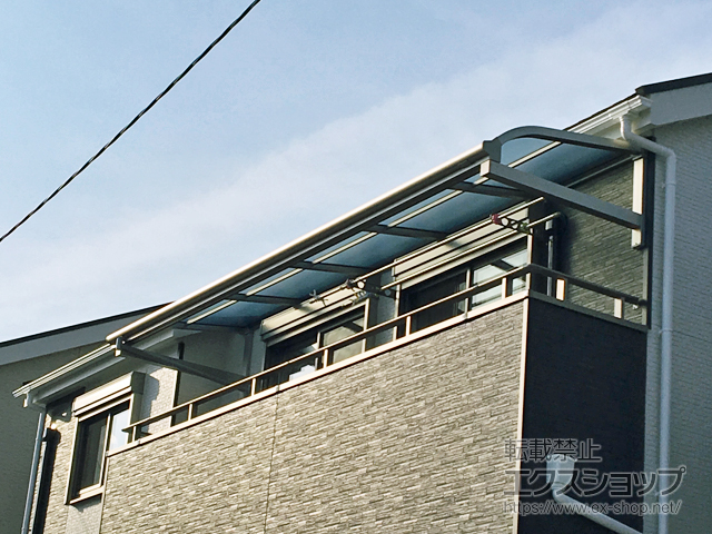 愛知県名古屋市ののバルコニー・ベランダ屋根 ソラリア R型 ルーフタイプ 単体 積雪〜20cm対応 施工例