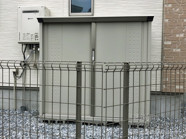 神奈川県横須賀市のの物置・屋外倉庫 グランプレステージジャンプ 1488×530×1400 GP-155C-F-MW 施工例