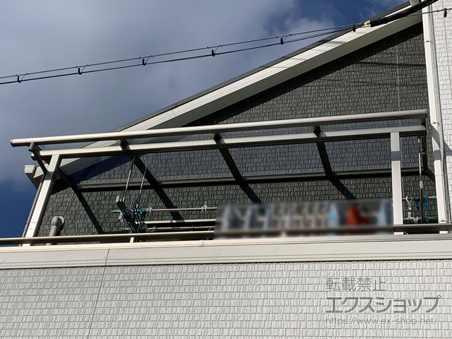 大阪府岸和田市ののバルコニー・ベランダ屋根 スピーネ R型 屋根タイプ 単体 積雪〜20cm対応 施工例