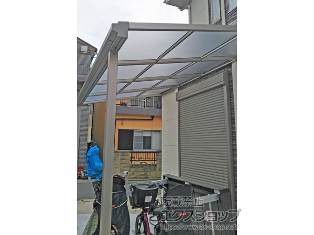 大阪府堺市ののテラス屋根 ソラリア F型 テラスタイプ 単体 積雪〜20cm対応※凹凸外壁納まり 施工例