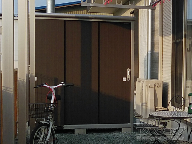 岩手県奥州市のの物置・屋外倉庫 エスモ 一般型 1797×750×1959 ESE-1807A-DW 施工例