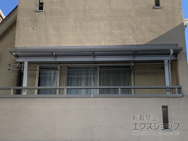 東京都練馬区ののバルコニー・ベランダ屋根 ソラリア F型 屋根タイプ 単体 積雪〜20cm対応 施工例