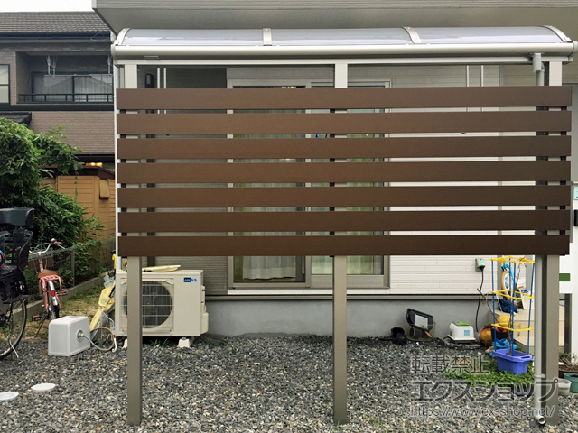 広島県廿日市市ののテラス屋根 ソラリア R型 テラスタイプ 単体 積雪〜20cm対応 施工例