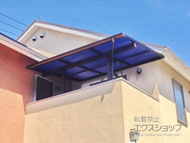 京都府宇治市ののバルコニー・ベランダ屋根 ソラリア F型 屋根タイプ 単体 積雪〜20cm対応＋ ソラリア 吊り下げ物干し 標準 2本入×1セット 施工例