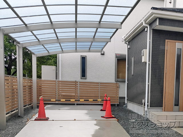 兵庫県加古郡播磨町ののカーポート レイナポートグラン 縦連棟　積雪〜20cm対応 施工例