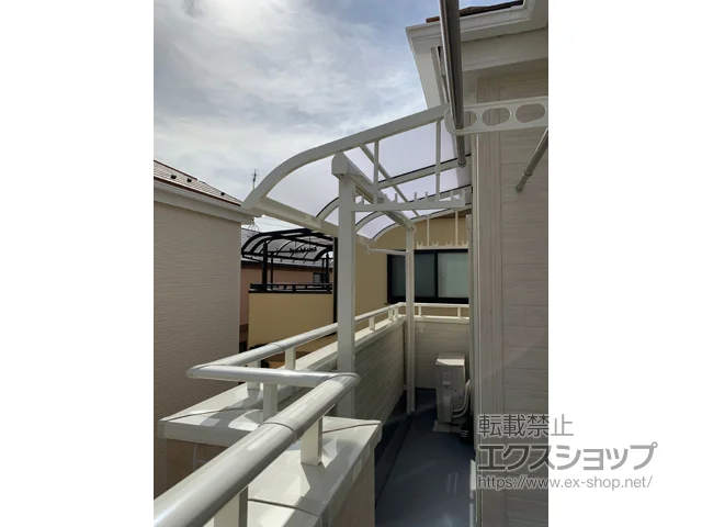 東京都葛飾区ののテラス屋根、バルコニー・ベランダ屋根 ソラリア R型 屋根タイプ 単体 積雪～20cm対応 施工例