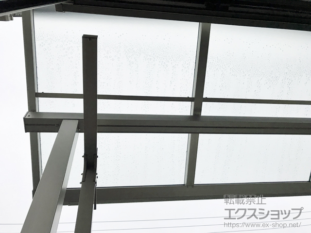 神奈川県横浜市ののバルコニー・ベランダ屋根 ソラリア F型 屋根タイプ 単体 積雪〜20cm対応 施工例